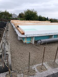 tepelná izolace bazénu sypaným polystyrénem